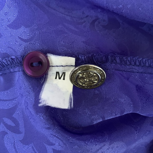 Vintage Unique HER Timeless Short Sleeve Winter Blue Satiny Blouse Feminine - Picture 5 of 6